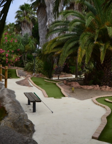 mini-golf